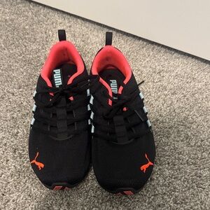 PUMA women’s Black and Coral Sneakers